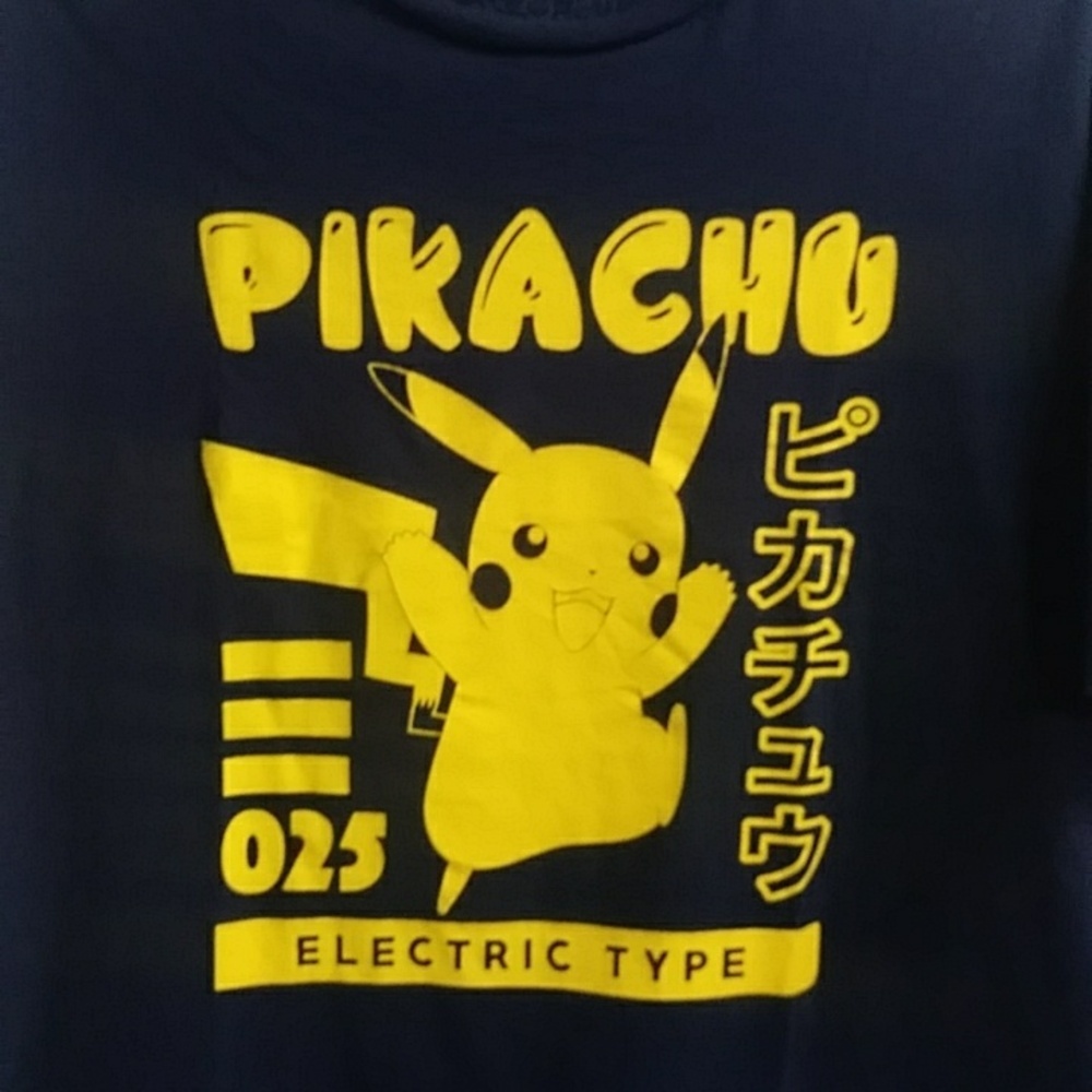 Pokemon Navy Blue Pikachu Men's Graphic T-Shirt *EUC* - Picture 3 of 5